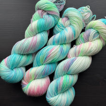 Load image into Gallery viewer, Spring Blossom - Merino Nylon Sock