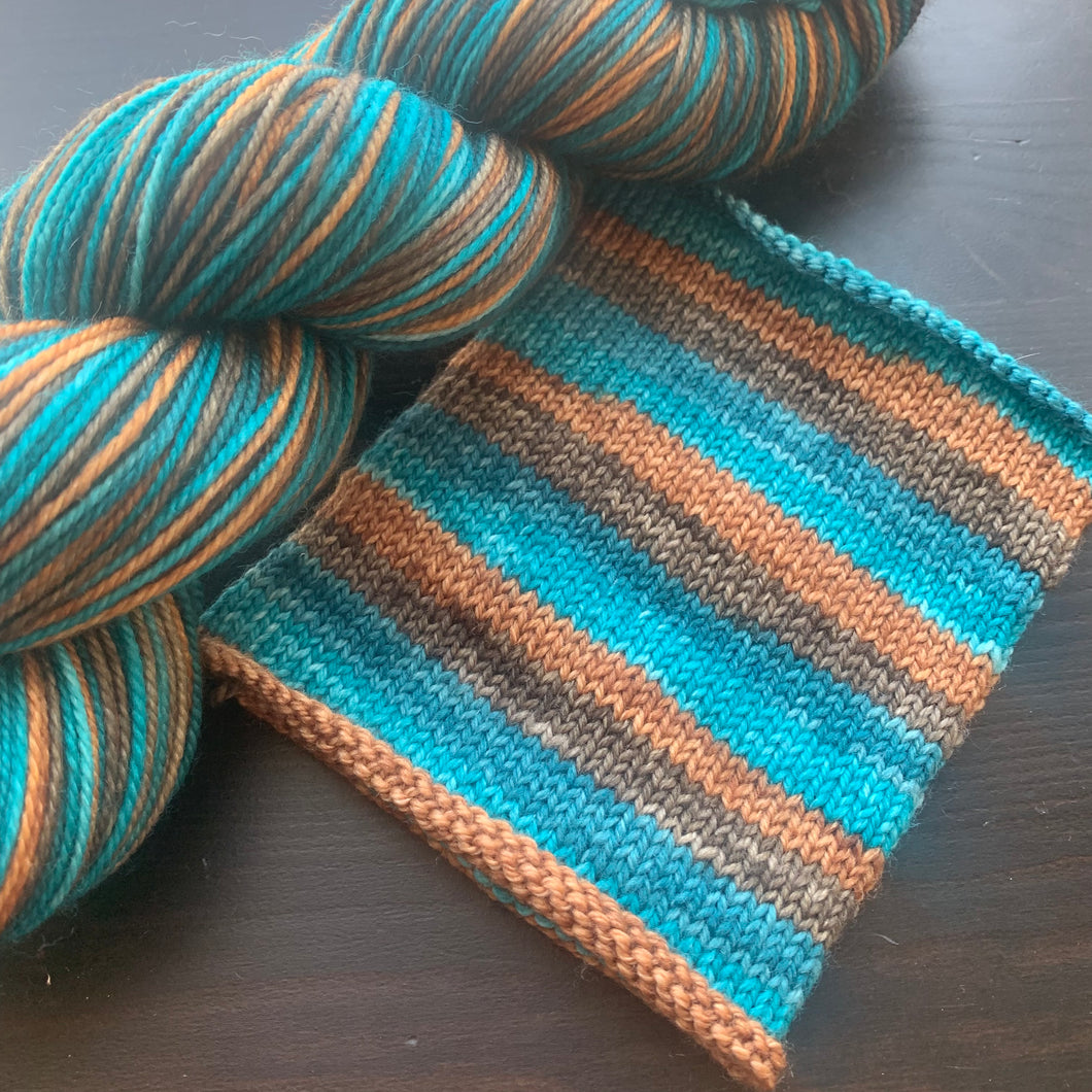 Deserted - Self Striping Merino Nylon Sock