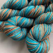 Load image into Gallery viewer, Deserted - Self Striping Merino Nylon Sock
